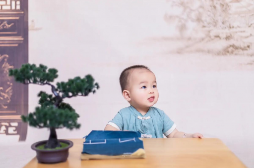 定安宝宝喊肚子疼怎么回事 定安宝宝喊肚子疼怎么回事